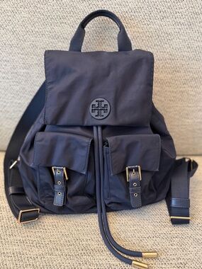 Tory Burch Black Nylon Logo Drawstring Backpack - Navy Colour